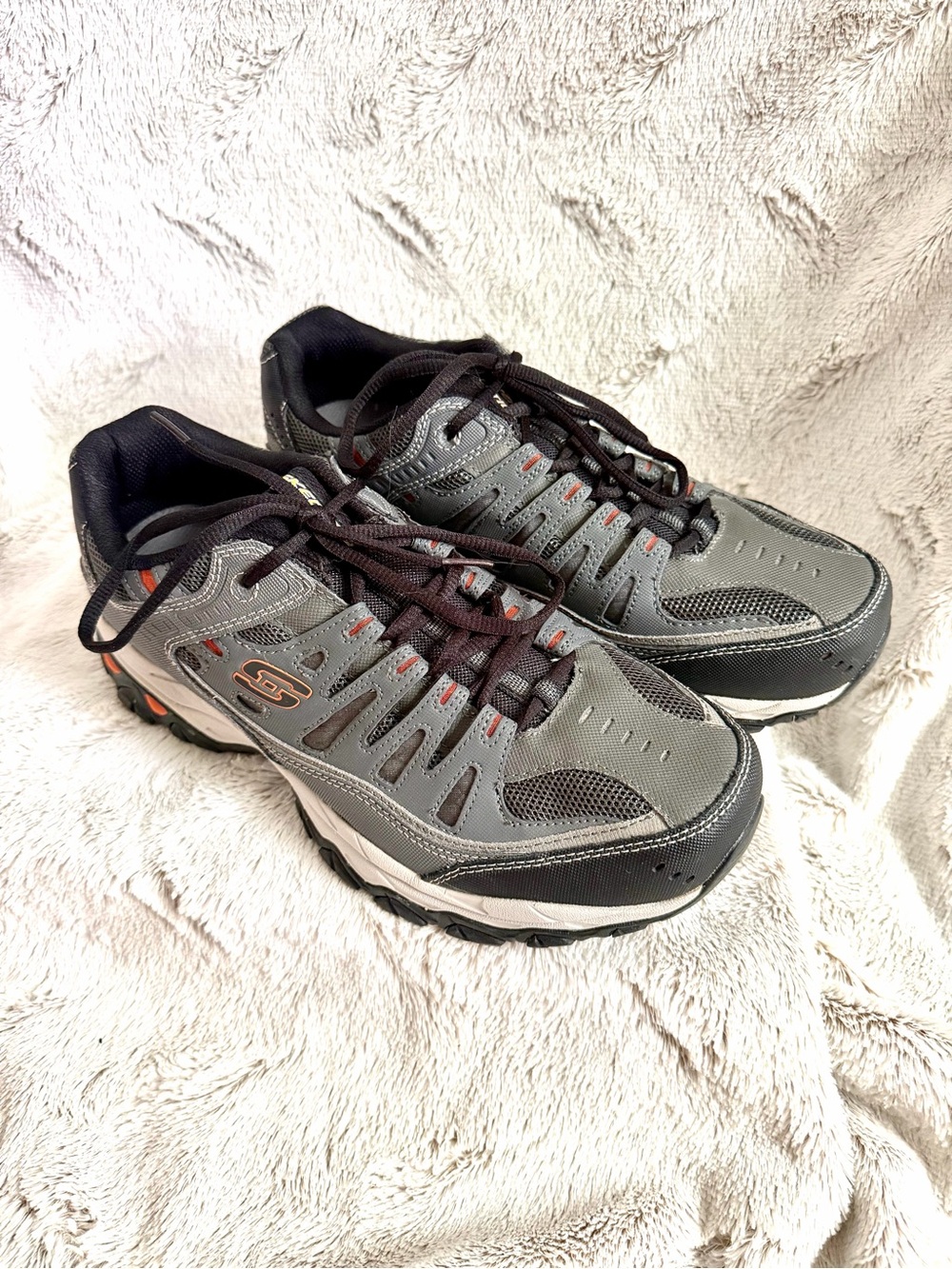 Skechers Men’s Gray and Black Outdoor Trail Sneakers with Orange Accents - Picture 4 of 9
